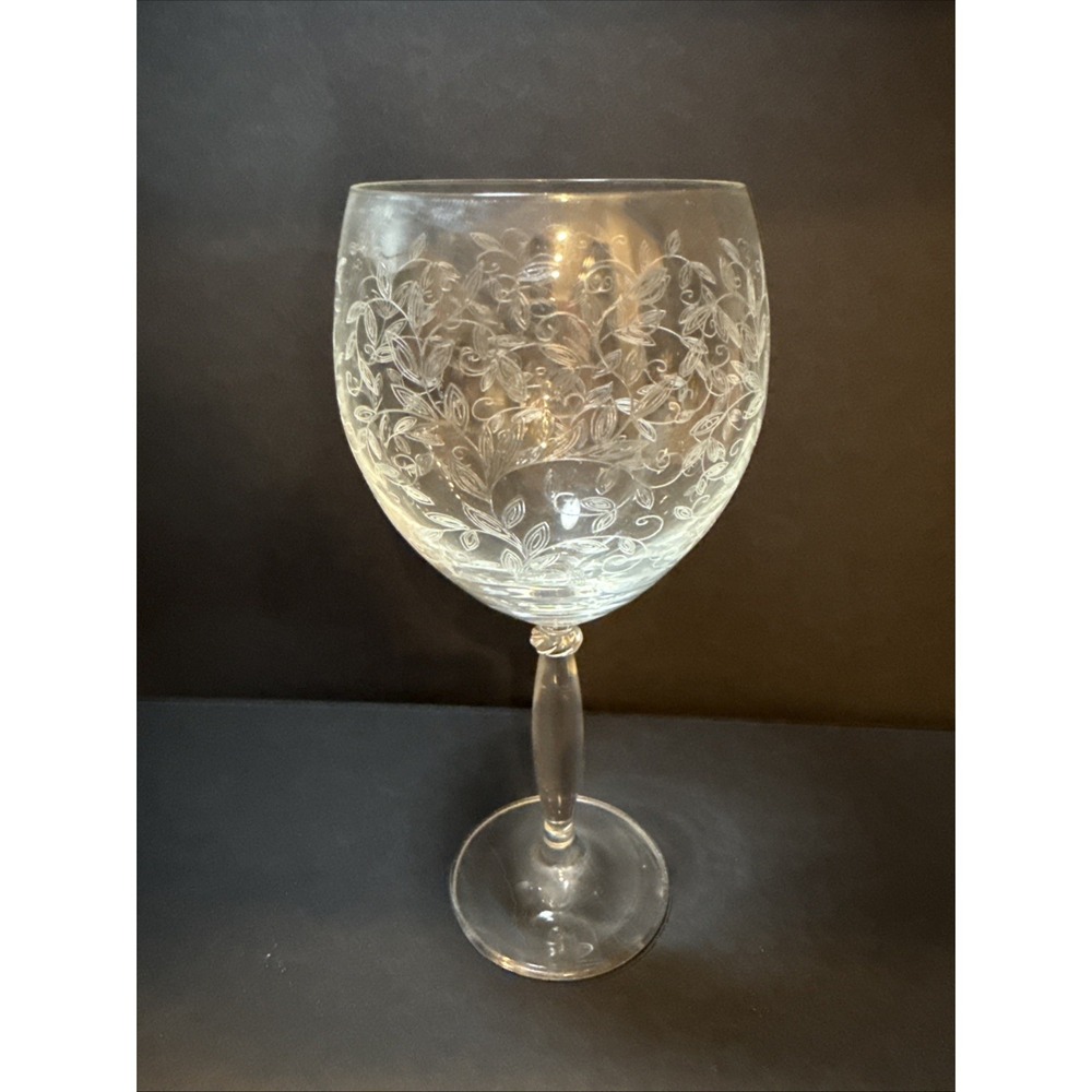 PIER 1 ELIZA 8.25" ETCHED LEAVES‎ WINE WATER GLASS GOBLET GLASSWARE